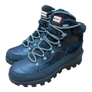 Hunter Black women size 7  Rain & Snow Boots